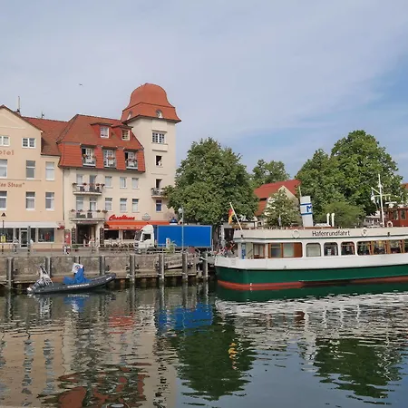 Szálloda Am Alten Strom 3*